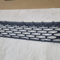 PRE-ORDER TOYOTA HILUX 2026 GENUINE WHITE GRILL