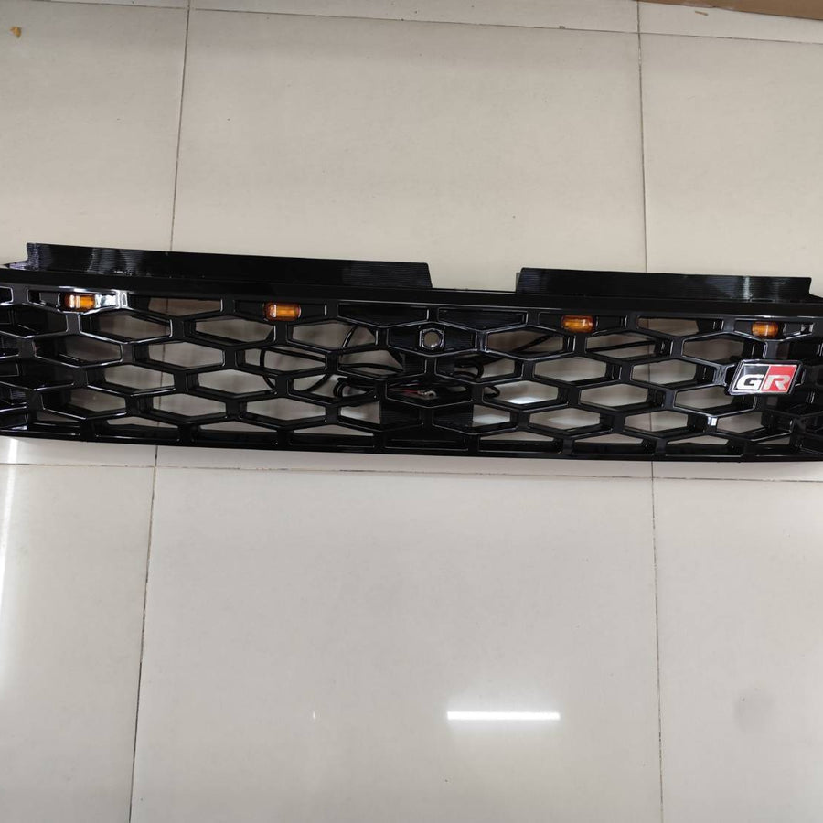 TOYOTA HILUX 2026 GR STYLE COMPLETE GRILL