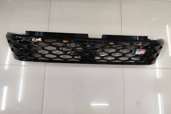 TOYOTA HILUX 2026 GR STYLE COMPLETE GRILL