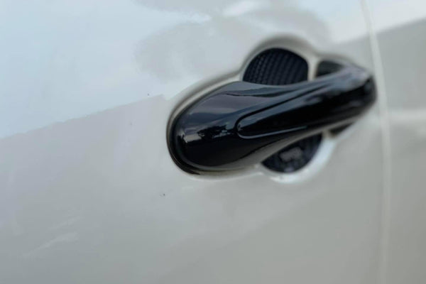 TOYOTA HILUX GENUINE DOOR HANDLES BLACK 218