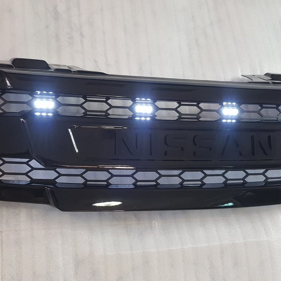 NISSAN NAVARA D40 PRE-FACELIFTFULL GRILL REPLACEMENT GLOSS  BLACK VERSION! /PATHFINDER R51
