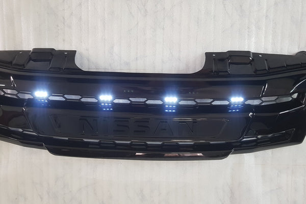 NISSAN NAVARA D40 PRE-FACELIFTFULL GRILL REPLACEMENT GLOSS  BLACK VERSION! /PATHFINDER R51