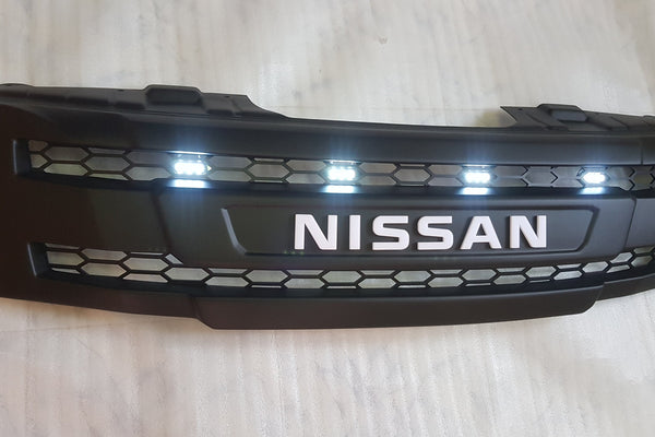 NISSAN NAVARA D40 PRE-FACELIFT FULL GRILL REPLACEMENT WHITE LOGO VERSION ! /PATHFINDER R51