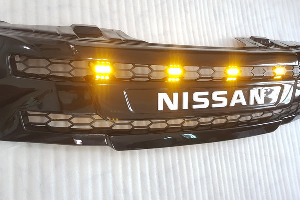 NISSAN NAVARA D40 / PATHFINDER GLOSS BLACK WITH WHITE LOGO WITH AMBER LEDS