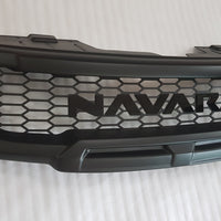 NISSAN NAVARA D40 FACELIFT COMPLETE GRILL BLACK LOGO