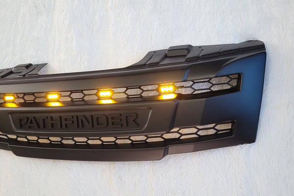 NISSAN  PATHFINDER PRE-FACELIFT FULL GRILL REPLACEMENT MATT BLACK WITH MATT BLACK PATHFINDER LOGO