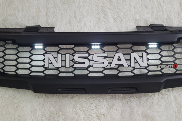 NEW RELEASE NISSAN NAVARA D40 PRE-FACELIFT /PATHFINDER R51 FULL GRILL WHITE VERSION