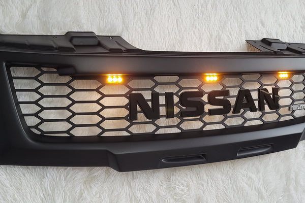 SALE !  NISSAN NAVARA D40 PRE-FACELIFT /PATHFINDER R51 BLACK VERSION