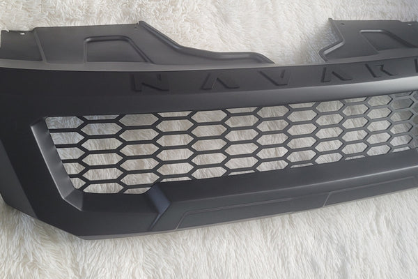 NISSAN NAVARA NP300 GRILL MATT BLACK NO LEDS!