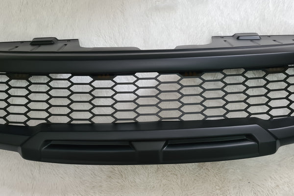 NISSAN NAVARA D40 FACELIFT COMPLETE GRILL AMBER LEDS 2010-2015