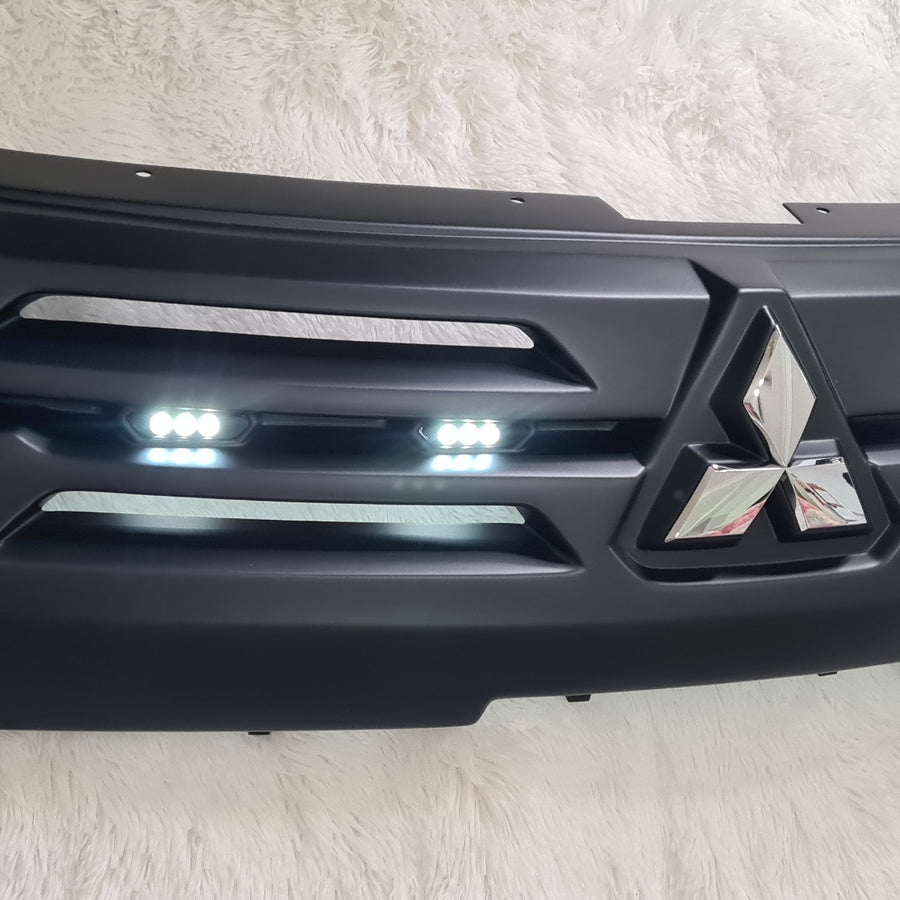 MITSUBISHI L200 
SERIES 6
FULL GRILL 
2020-2021