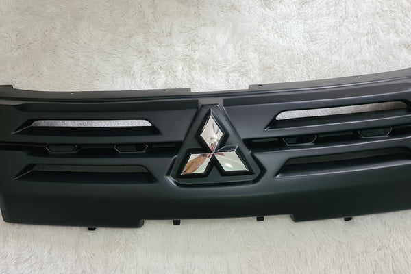 MITSUBISHI L200 
SERIES 6
FULL GRILL 
2020-2021