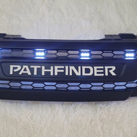 NISSAN PATHFINDER 2005-2010 GRILL WHITE PATHFINDER LOGO