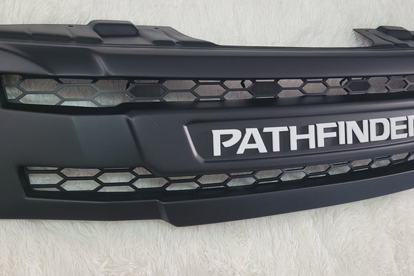 NISSAN PATHFINDER 2005-2010 GRILL WHITE PATHFINDER LOGO