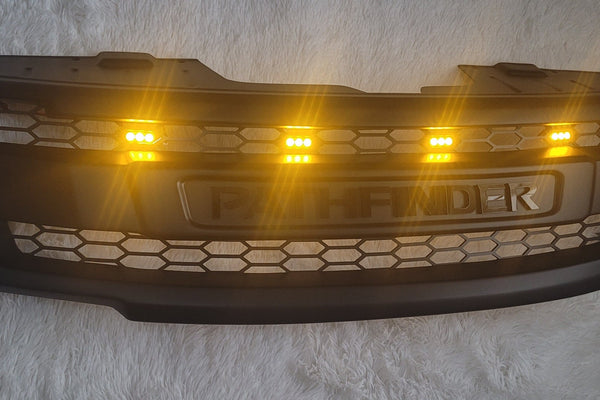 NISSAN PATHFINDER/ FACELIFT COMPLETE V2 GRILL AMBER LEDS 2010-2015