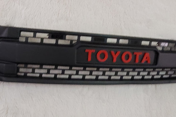 TOYOTA HILUX GRILL 2015-2018 WHITE LEDS