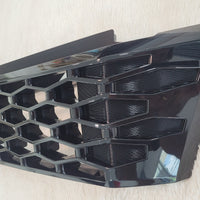 GR GLOSS COMPLETE GRILL TOYOTA HILUX 2026 Pre-order