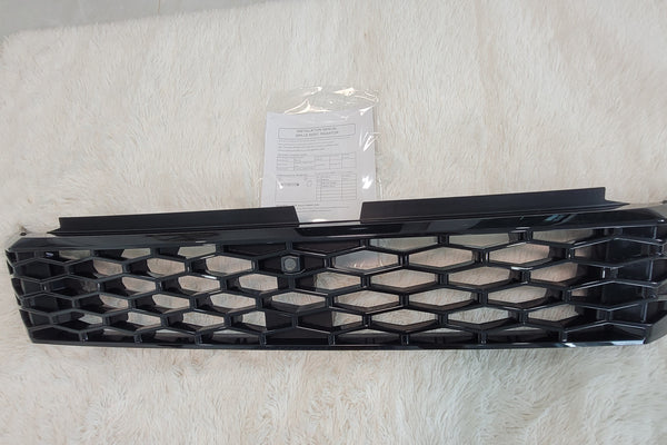 GR GLOSS COMPLETE GRILL TOYOTA HILUX 2026 Pre-order