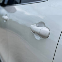TOYOTA HILUX  DOOR HANDLE SET WHITE