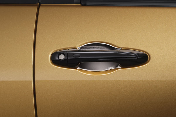 GENUINE HILUX 2026 DOOR HANDLE  CHROME TRIMS PROTECTORS