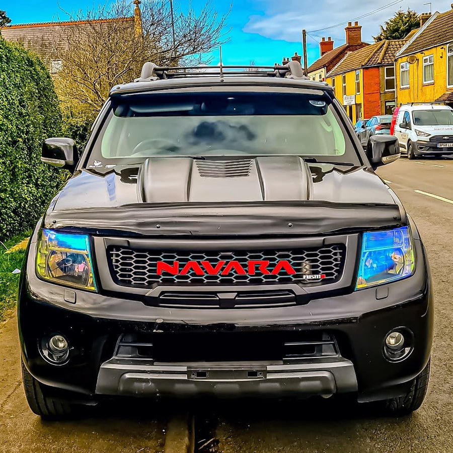 NISSAN NAVARA D40 FACELIFT COMPLETE GRILL RED LOGO/AMBER LEDS