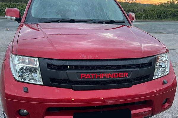 NISSAN PATHFINDER R51  PRE-FACELIFT FULL GRILL REPLACEMENT RED LOGO
