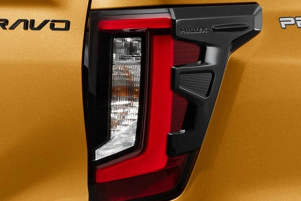 Toyota Hilux 2026 Real Light covers Genuine Parts