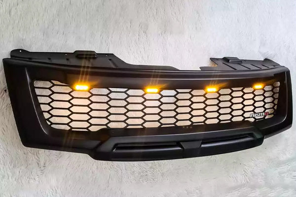 NISSAN NAVARA D40 FACELIFT COMPLETE GRILL(WITH NISMO LOGO) AMBER LEDS 2010-2015