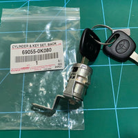 TOYOTA HILUX GENUINE TAILGATE LOCK SET WITH KEYS 2015=2023