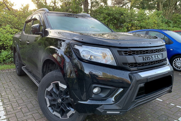 NISSAN NAVARA NP300 GRILL