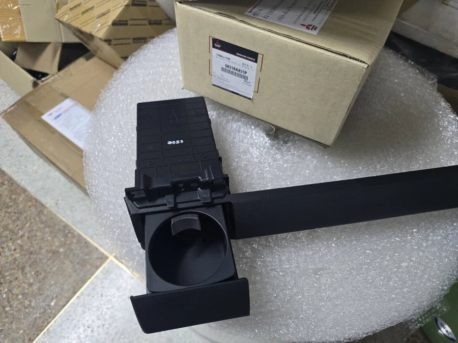 PASSENGER CUP HOLDER FOR MITSUBISHI TRITON 2024 RHD