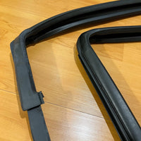 Toyota Hilux LN85 Pickup Truck door window seal 88-97