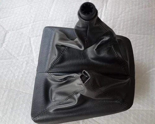 Toyota Hilux Gearstick /4wd selector Surround  Leather  2006-2015