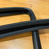 Toyota Hilux LN85 Pickup Truck door window seal 88-97