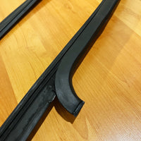 Toyota Hilux LN85 Pickup Truck door window seal 88-97