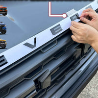 Ford Everest Bonnet logo