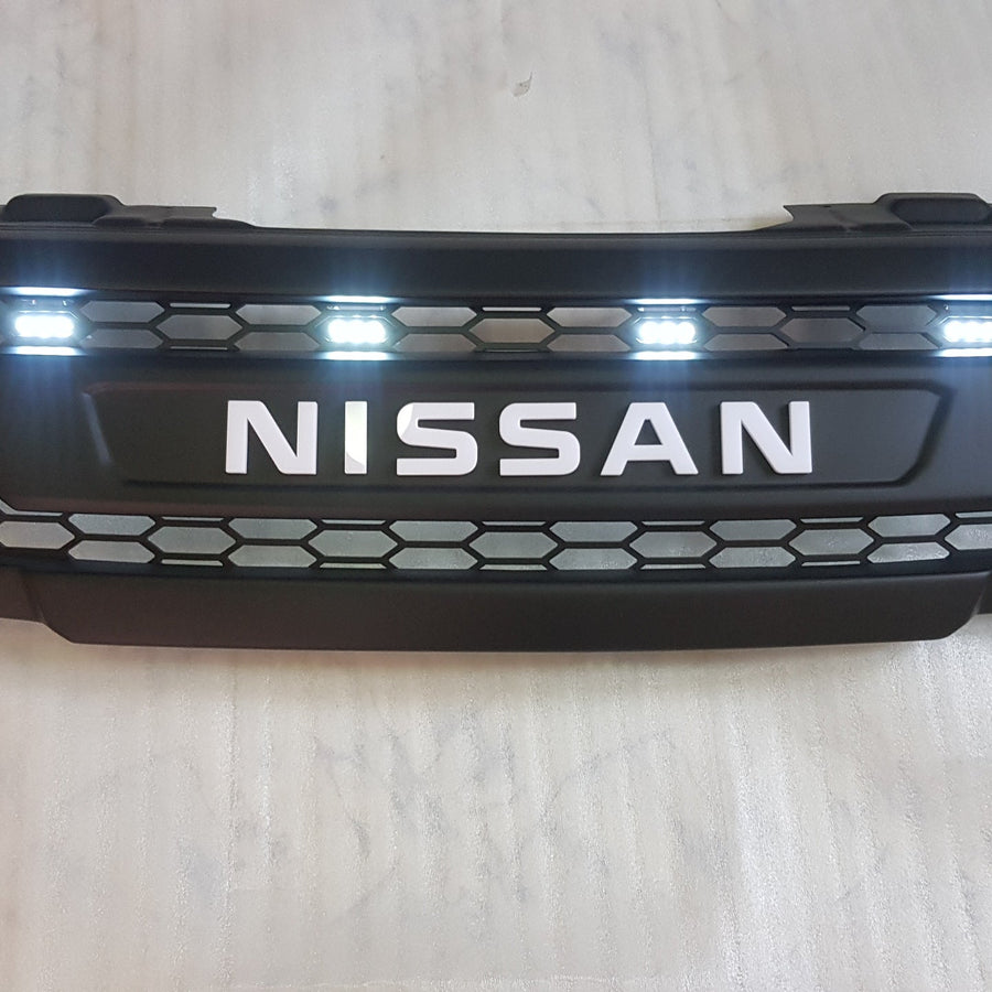 NISSAN NAVARA D40 2005-2010 GRILL White Nissan