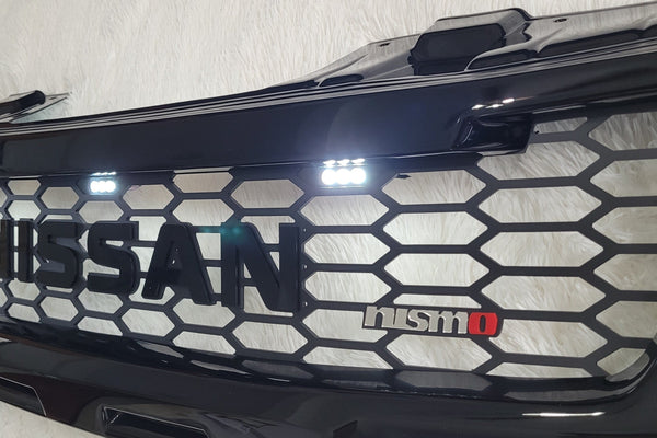 NISSAN NAVARA D40 2005-2010 GRILL BLACK NISSAN V2