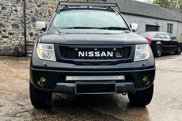 NISSAN PATHFINDER 2005-2010 GRILL WHITE NISSAN V2